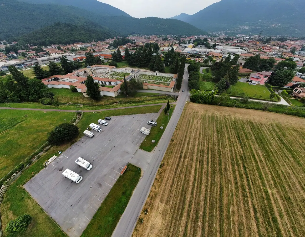 Noc poblíž Lago di Garda: Stellplatz v Gavardu a nečekané problémy