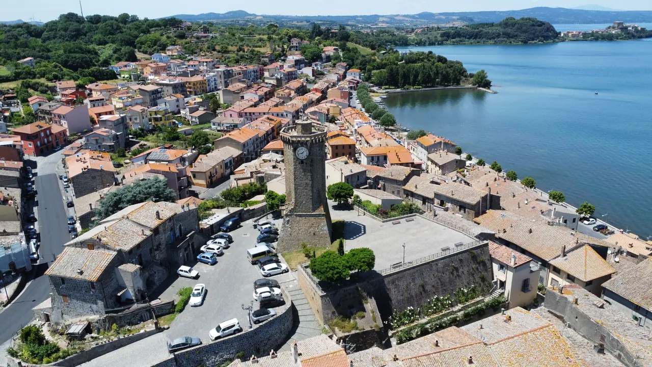 Večerní příjezd k Casertě: Setkání s milými Italy – fotka 1