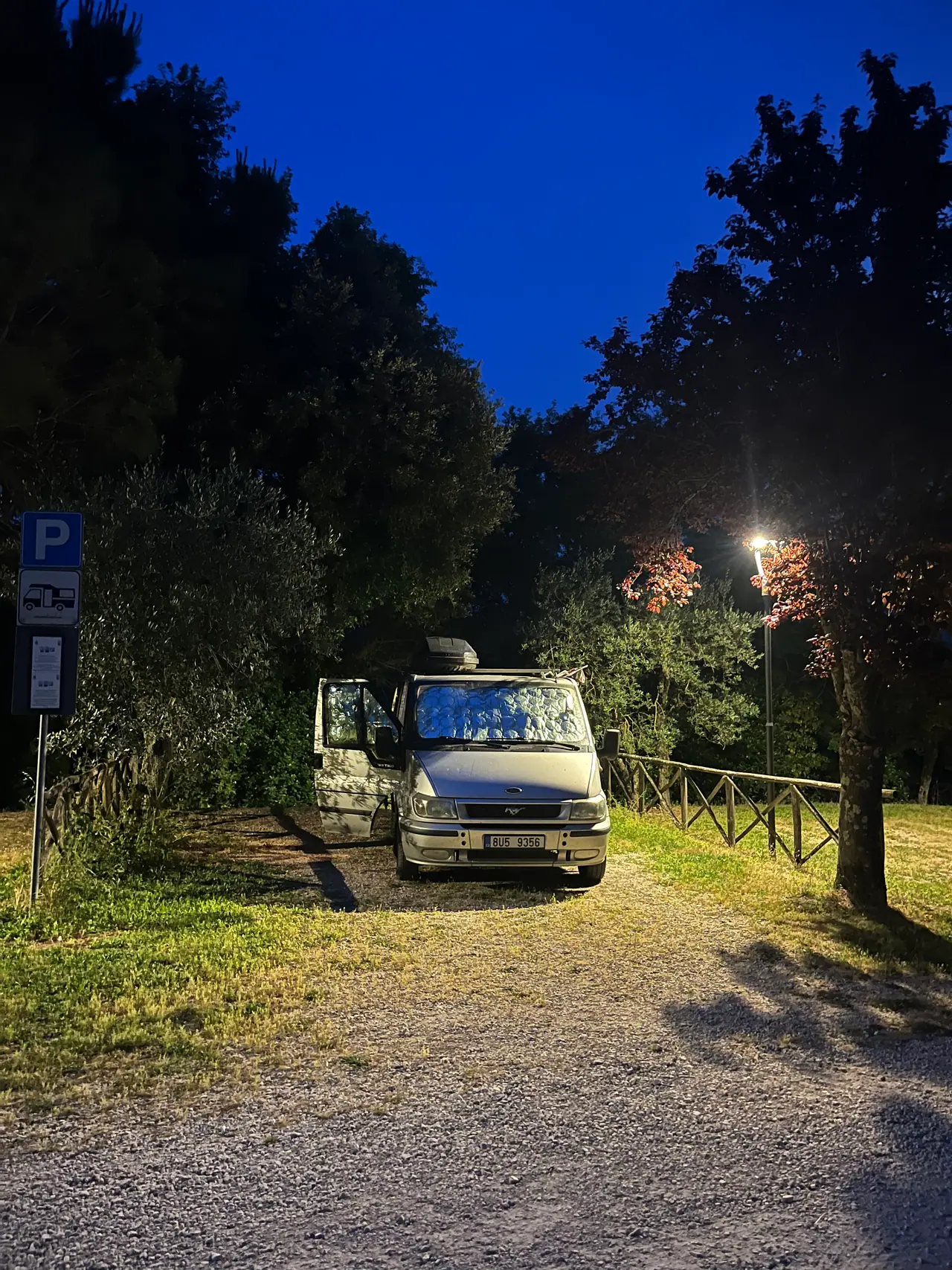 Skvělé parkování v Lugnano in Teverina: Pohodový večer s překvapením – fotka 6