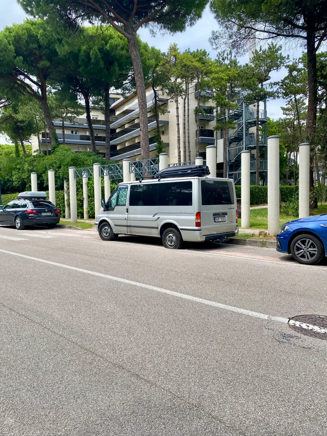 Utržená sandála a prázdné kolo – znamení k odjezdu? – fotka 1